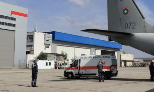 Самолет е кацнал аварийно на Летище София днес по обед