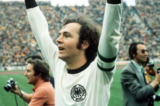 Германската футболна легенда Франц Бекенбауер почина на 78 годишна възраст потвърди