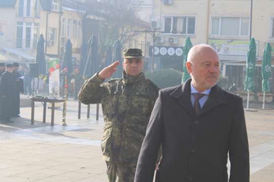Министърът на отбраната Тодор Тагарев заминава утре 9 януари на