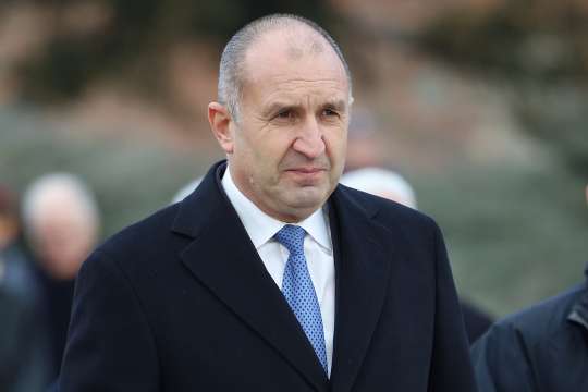 Президентът Румен Радев изпрати съболезнователен адрес до Негово Светейшество Българския