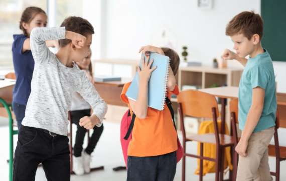 Пореден случай на агресия между деца в училище Неприятната сцена