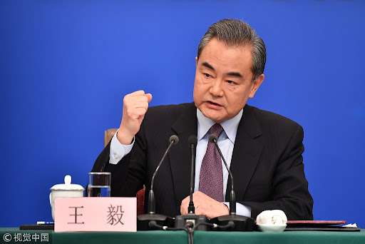 Външният министър на Китай Ван Йи призова за провеждането на