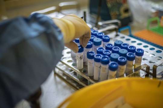225 нови случая на коронавирус са били регистрирани през последното