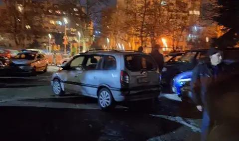 Тази нащ мъж помете девет коли на паркинг в столичния