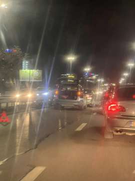 Катастрофа на столичния булевард Цариградско шосе затапи движението в късния
