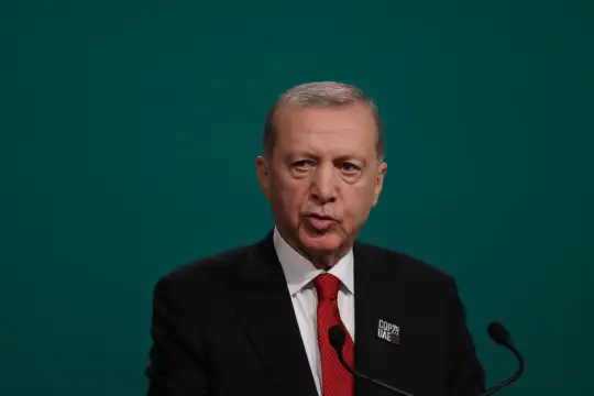 Турският президент Реджеп Ердоган обяви кандидатите за кметове на 25