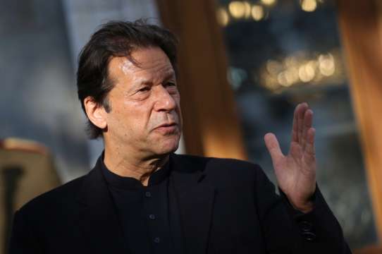 Бившият премиер на Пакистан Имран Хан беше осъден на 10