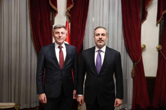 Министърът на външните работи на Турция Хакан Фидан се срещна
