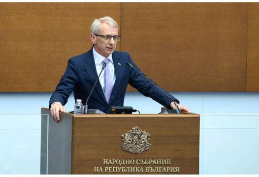 Премиерът Николай Денков отговаря на въпроси на депутатите в рамките