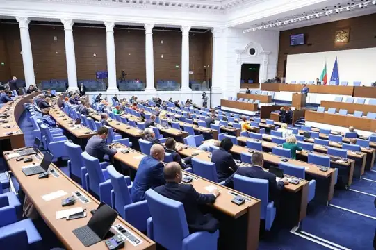 9 министри ще участват на редовния петъчен парламентарен контрол Премиерът акад Николай Денков ще