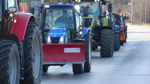 Протестното шествие на земеделците стигна до Пловдив Преди минути тракторите