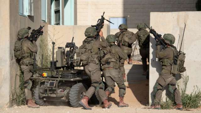 Израелската армия съобщи че нейните сили са задържали повече от