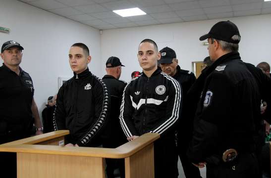 Пловдивският районен съд отложи за 26 март делото срещу близнаците