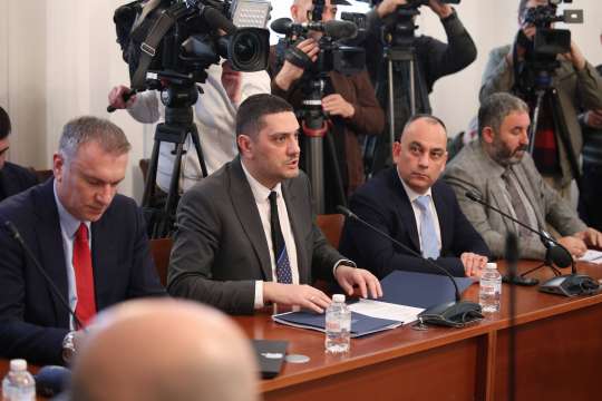Юнският пакет помощ който гласува МС към Украйна тепърва предстои
