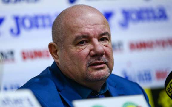 Кандидатът за президент на Българския футболен Манол Иванов заяви че