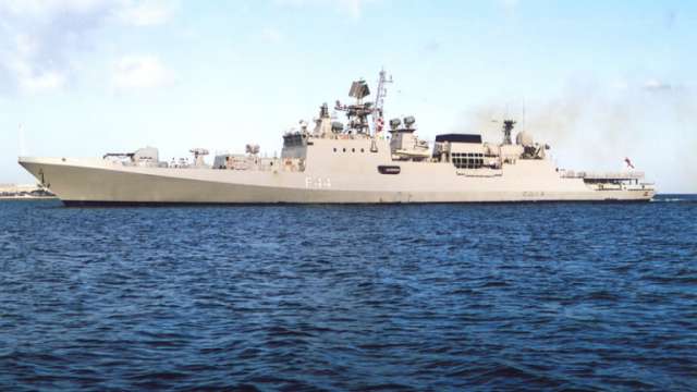 Китайски и руски кораби навлязоха в ирански териториални води за