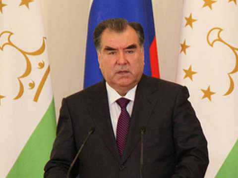 Президентът на Таджикистан в разговор с руския лидер Владимир Путин
