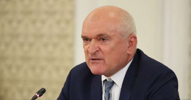 Президентът Румен Радев посочи кой ще е служебен министър председател Поста