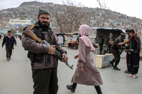 Съобщението на талибаните че възобновява публичното убиване на жени с