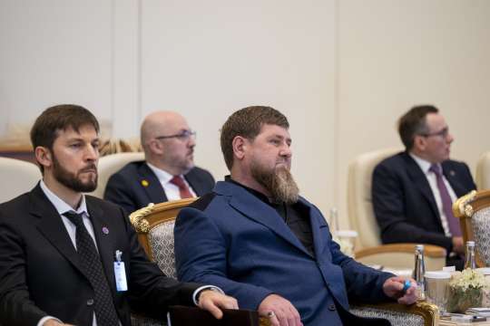 Руската република Чечня забрани денс музиката която смята за твърде