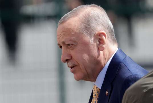 Турският президент Реджеп Тайип Ердоган в телефонен разговор с лидера
