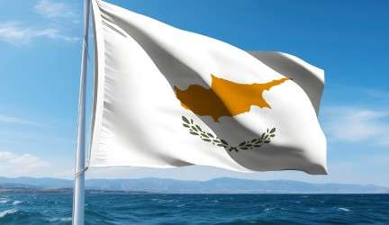 Външният министър на Кипър Константинос Комбос каза че допълнителни количества