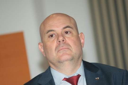 Бившият главен прокурор Иван Гешев се пошегува с депутата Мирослав