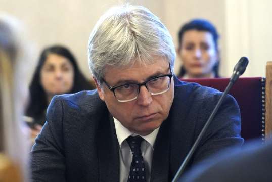 Управителят на НЗОК Станимир Михайлов може и да бъде освободен