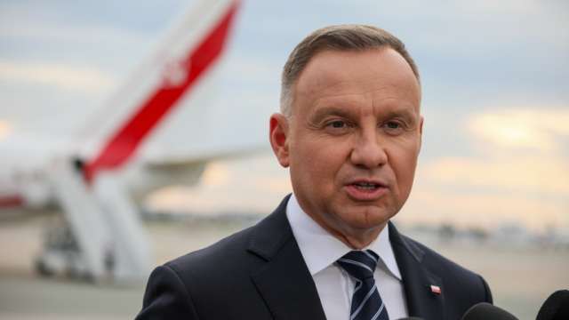 Полша е отворена към приемането на ядрени оръжия ако НАТО