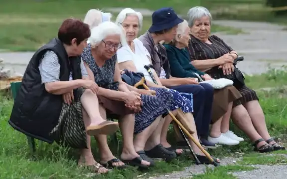 Пенсионерите ще получат по график пенсиите си за май месец