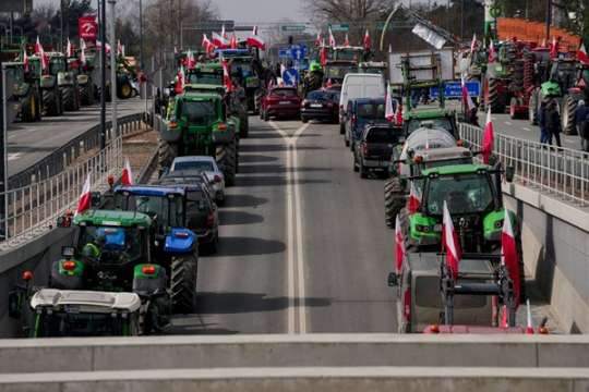 Полските земеделски производители прекратиха блокадите на всички гранични пунктове със