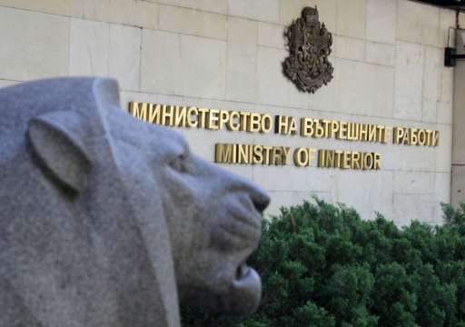 Министър Калин Стоянов подписа заповеди за увеличаване със 100 лева