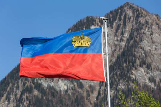 Парламентът на Лихтенщайн гласува за легализиране на еднополовите бракове в