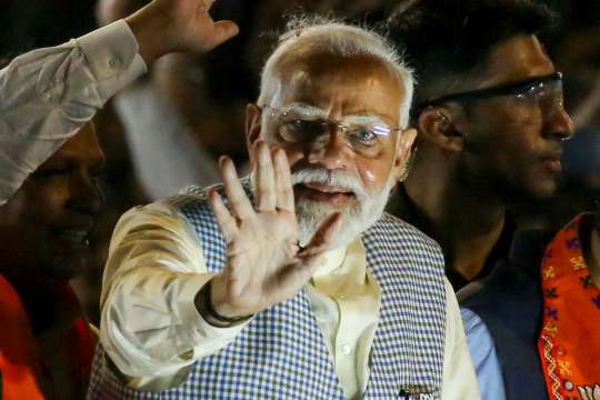 Индийският министър председател Нарендра Мод е дълбоко натъжен и шокиран