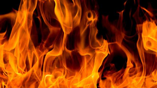 Пожар гори в сградата на общината в Кресна предаде кореспондентът