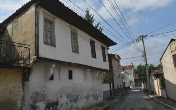 Възраждане подаде сигнал до Районната прокуратура в Пловдив срещу издателя