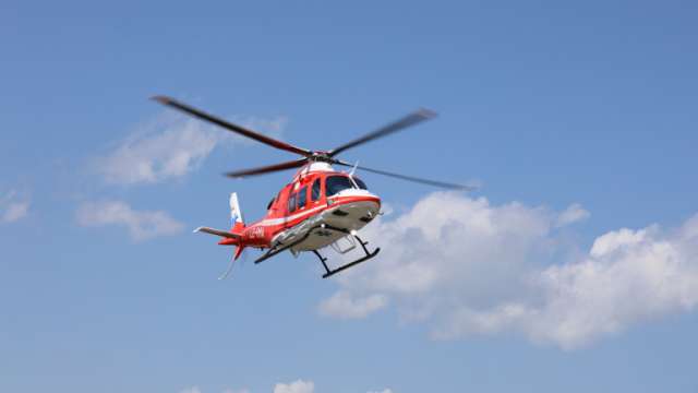 Въздушната линейка кацна в Сандански откъдето ще транспортира пострада жена