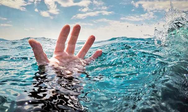 Непълнолетно момиче се удави след падане в напоителен канал съобщиха