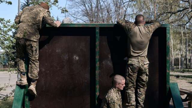 Украинските власти са задържали 41 мъже в наборна възраст укрити