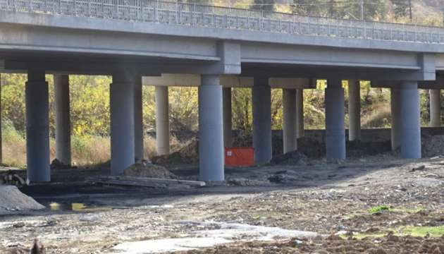 Жена се е самоубила като се е хвърлила от моста