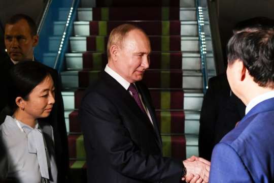 Руският президент поздрави Виетнам за балансираната му политика спрямо Украйна