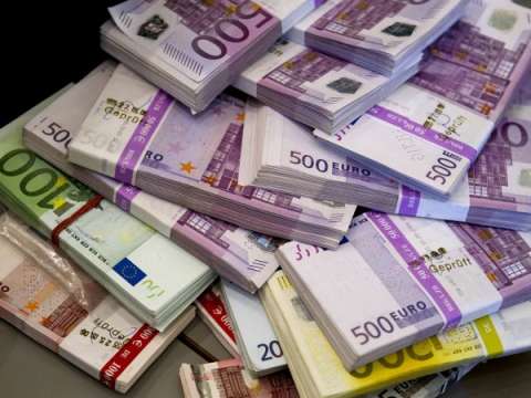 Над 1000 фалшиви евро намериха в благотворителна кутия в Смолян