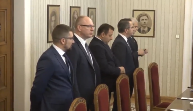 Държавният глава посреща представителите на Възраждане на Дондуков 2 Вчера Румен