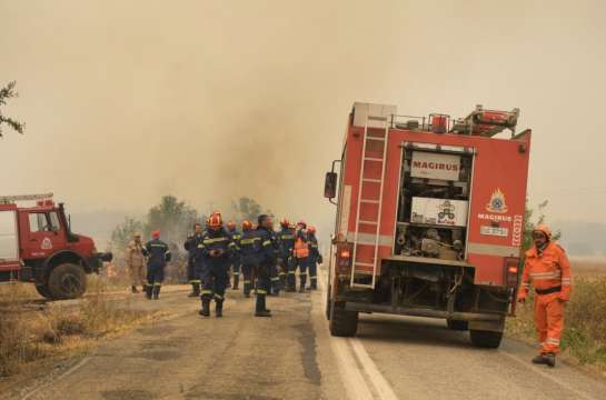 Гърците благодарят на българските пожарникари за помощта при гасенето на