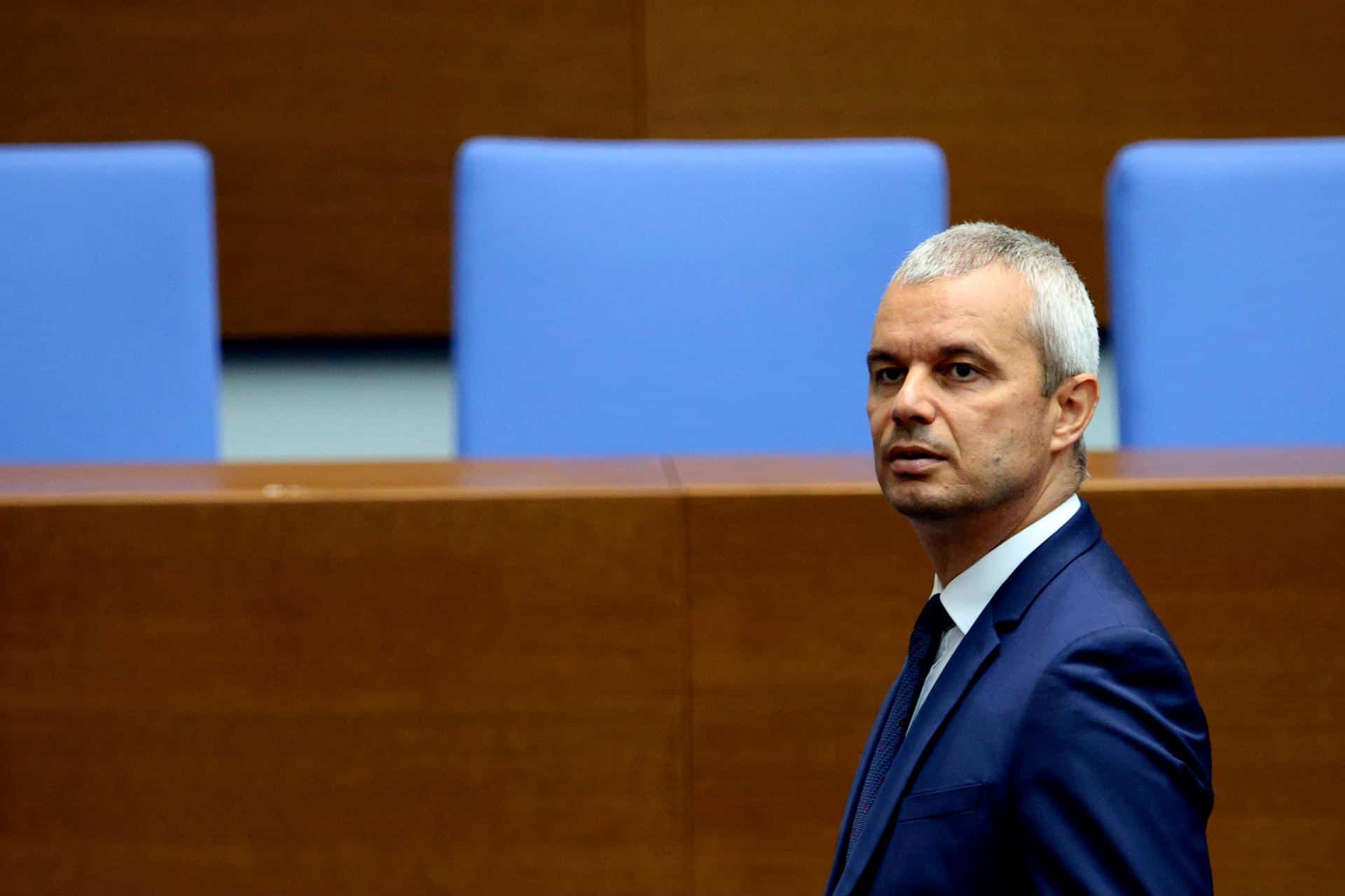 „Възраждане” представи водачите си на листи за предстоящите избори