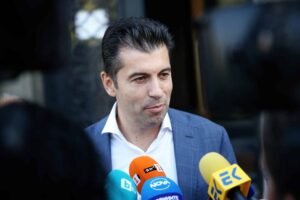 Петков: Пеевски си има прокуратура и си я използва