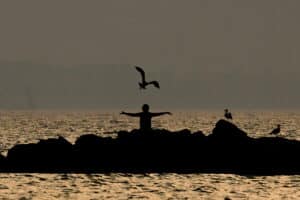 Откриха българка в безсъзнание в морето на Халкидики