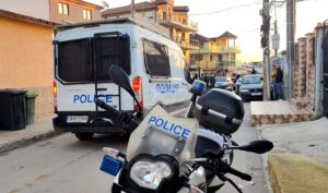 Първи подробности след акцията на ДАНС: Задържани са двама във Врачанско