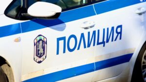 Верижна катастрофа с патрулка във Варна: Тежко е пострадал млад мъж