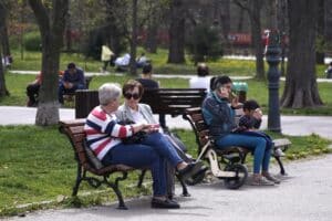 От днес: Всички пенсии се увеличават по швейцарското правило